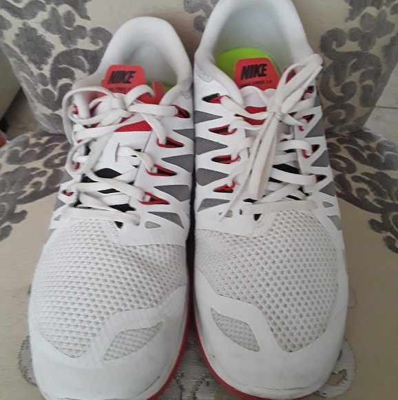 Nike running shoes - Picture 2 of 4